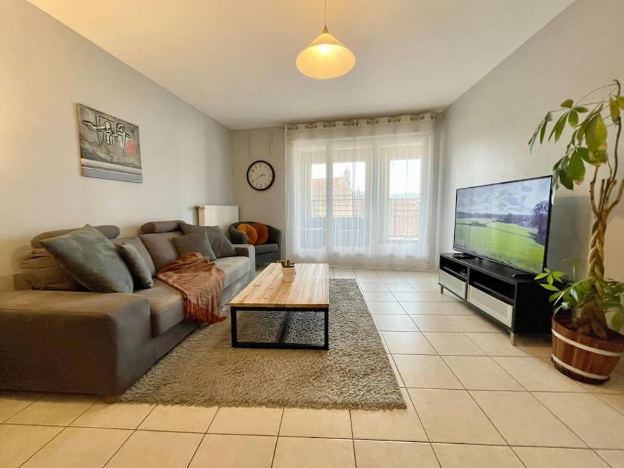L'Ideal Cosy-Wifi-Netflix Et Garage В'єнна Екстер'єр фото